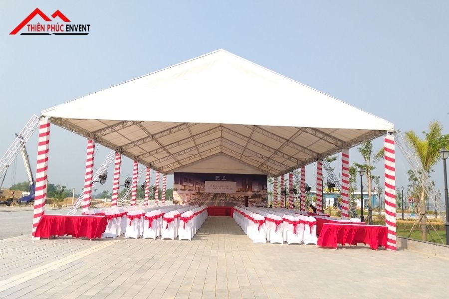 nha bat khong gian va nha bat truyen thong 1